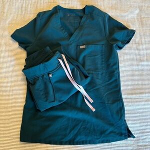 Figs Caribbean Blue Zamora Jogger Size XS & Catarina Top XS